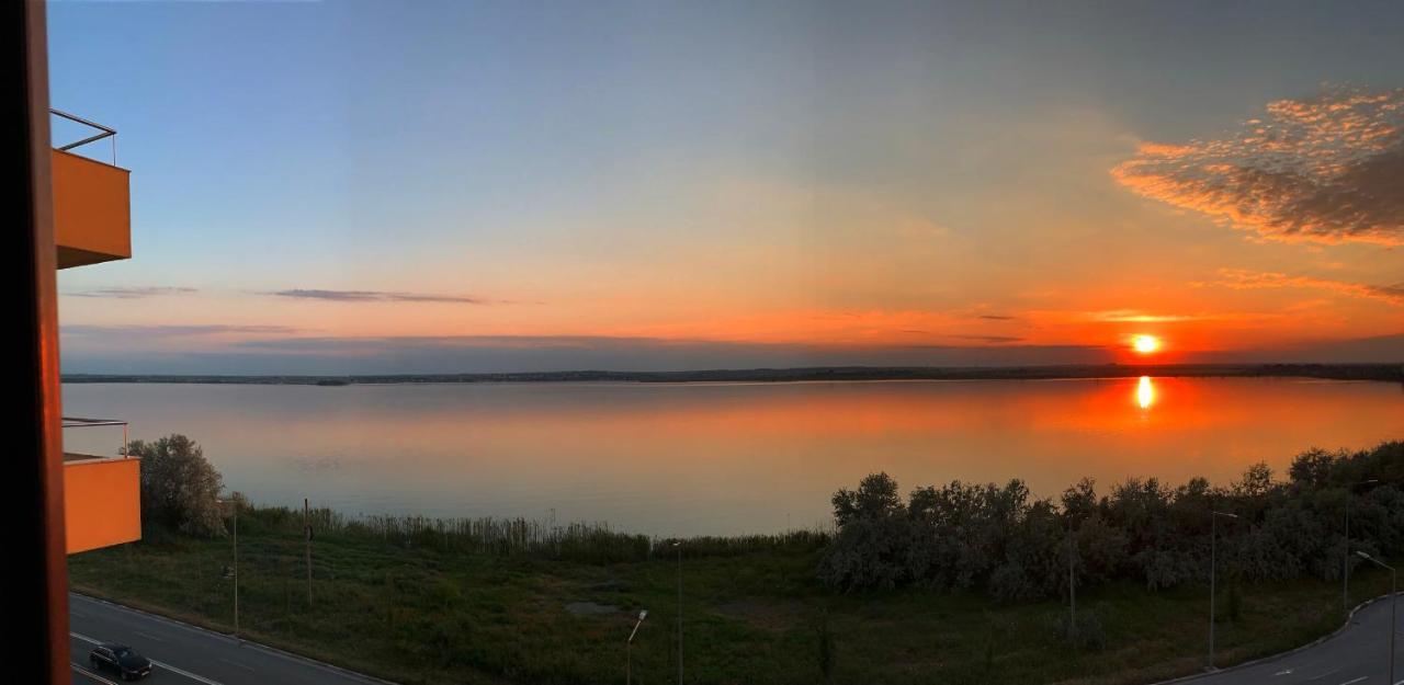 Summerland Sea & Lake Mamaia Kültér fotó